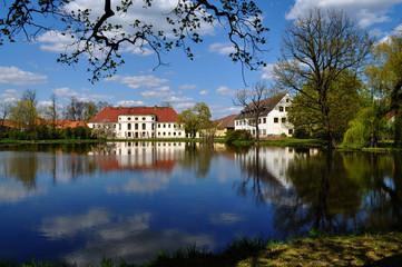 Fischereischule Königswartha mit Wohnheimgebäude I