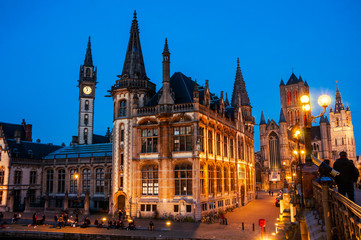 Fototapeta na wymiar Ghent in Belgium at night