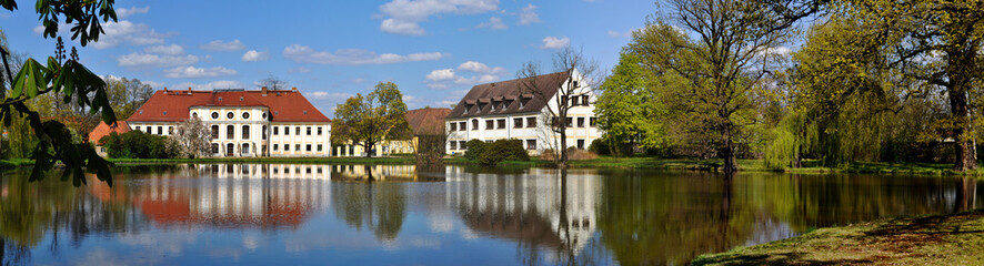 Fototapeta na wymiar Schlosspark Königswartha