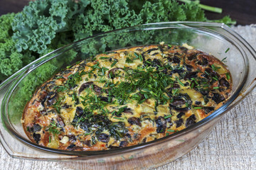 Frittata with mushrooms and kale