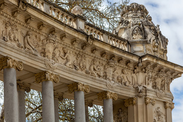 Parque del retiro, monumento Alfonso XII, Madrid