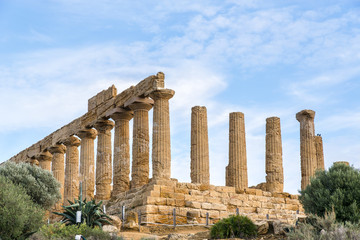 Fototapeta na wymiar Temple of Juno Lacinia. Valley of the Temples. Agrigento, Sicily, Italy