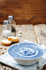 red cabbage chickpea soup puree