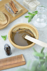 Maseczka do twarzy z glinki