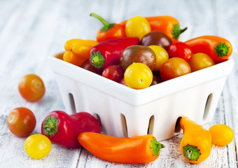 Mini sweet pepper and mini tomato