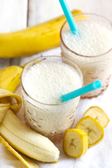 Banana milkshake