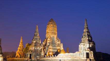Fototapeta na wymiar Wat Chaiwatthanaram in Ayutthaya, Thailand