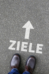Fototapeta premium Ziele Ziel erreichen für Erfolg und Wachstum Business Konzept
