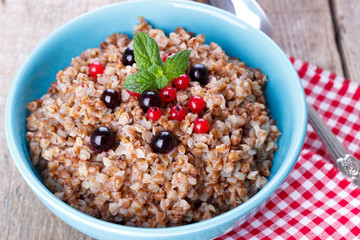 Buckwheat porridge with blueberries