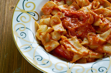 Persian Macaroni