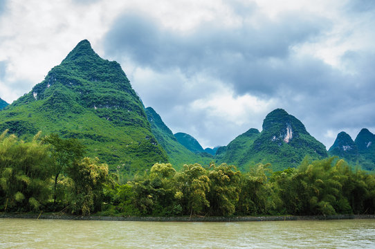Beautiful mountains and river scenery
