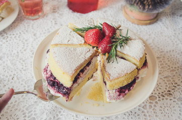 strawberry cake