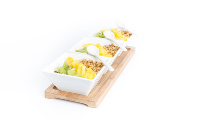 Frische Früchte mit Joghurt