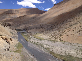 Fototapeta na wymiar Manali-Leh road, Ladakh, Jammu and Kashmir, India