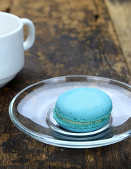 single lonely macaroon on plate