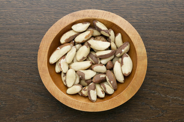 peeled almonds on the bowl