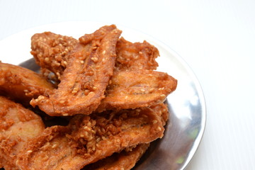 Close up fried bananas sprinkled sesame tasty traditional food