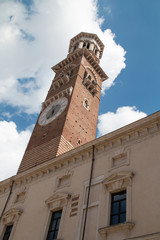 Obraz premium Véron et son Campanile
