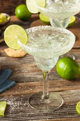 Tuinposter Refreshing Homemade Classic Margarita © Brent Hofacker