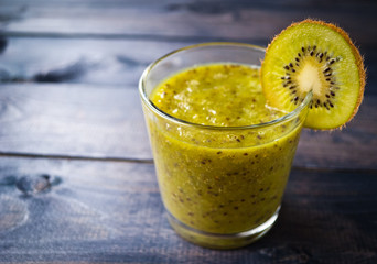 Kiwi fruit smoothie