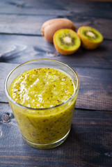 Kiwi fruit smoothie