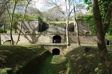 le mur d'enceinte de la citadelle vauban de belle ile en mer 