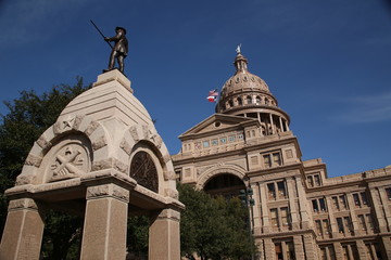 Fototapeta na wymiar Texas state capitol building austin texas