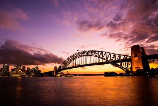 オーストラリア　シドニーのハーバーブリッジ