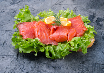 smoked slices salmon on bread