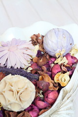 Potpourri / Potpourri in a shell bowl