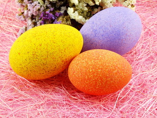 Obraz na płótnie Canvas colorful easter eggs close up