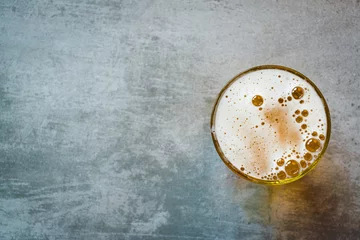 Rolgordijnen Glas bier © KariDesign