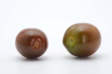 Tomate kumato pequeño