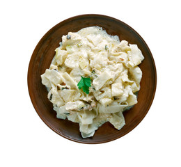 Italian pasta with chicken and cream sauce