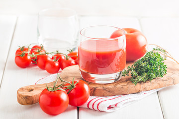 Tomato Juice and Fresh Tomatoes