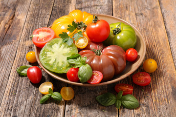 assorted variety of tomatoes