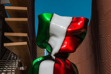 Italian Big Statue's Flag Candy Shaped