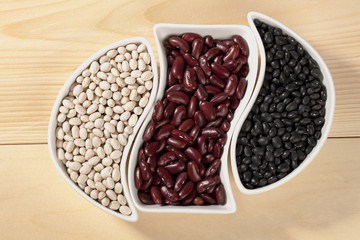 white beans, red beans and black beans