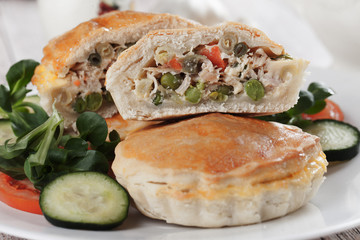 Chicken and vegetable pie