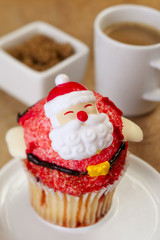 santa cupcake