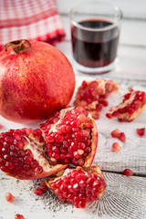 pomegranate juice with fresh fruits
