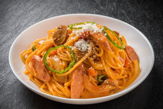 普通のナポリタン　Spaghetti alla Napoletana Italian food