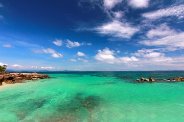 Fototapeta premium Paradise beach in Koh maiton island , phuket ,Thailand