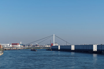 Obraz premium Cityscape of Mannheim and Ludwigshafen in Germany.