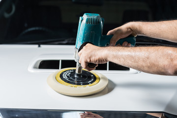 Car detailing series : Polishing white truck