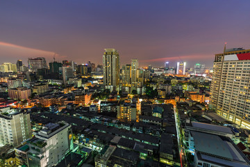 Fototapeta na wymiar Bangkok skyline at dusk