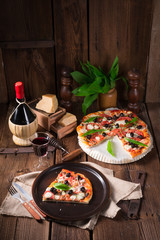 Wild garlic - margarita pizza