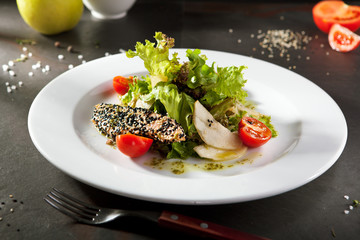 Sesame Seared Salmon Salad