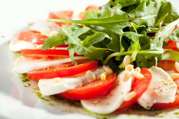 Caprese Salad with Rocket Salad