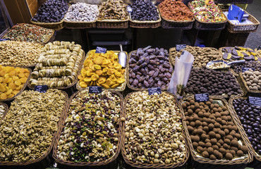 the market - full colors